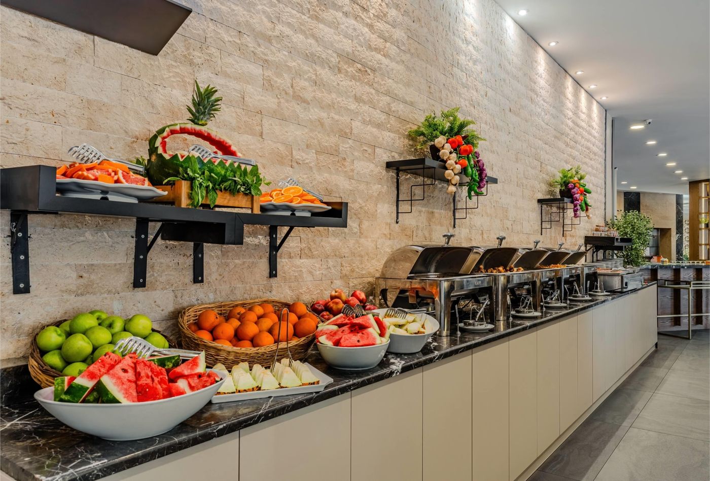 Ramada-Plaza-Izmir-Restaurant-49