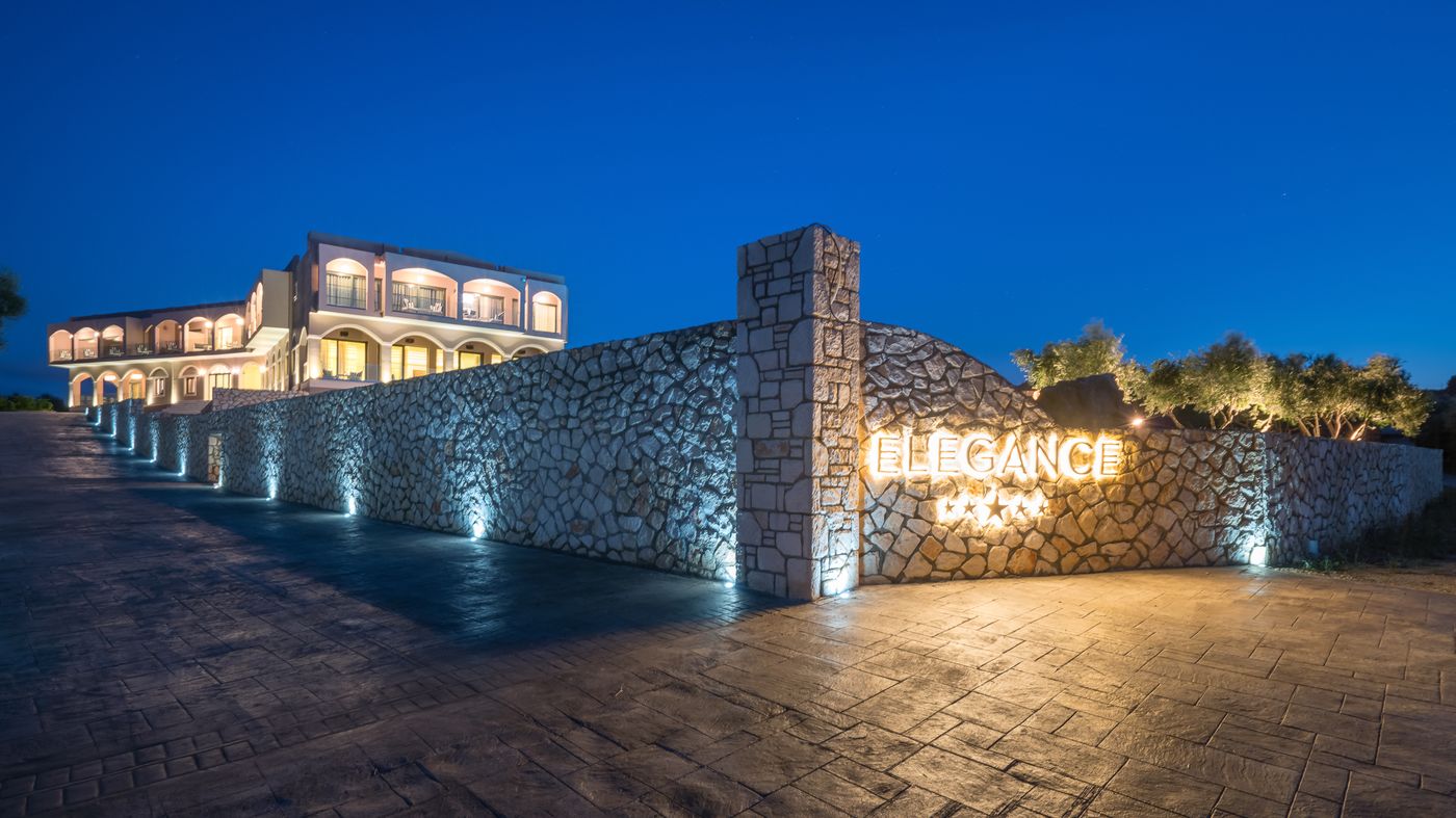 Elegance Luxury Executive Suites – Adults Only