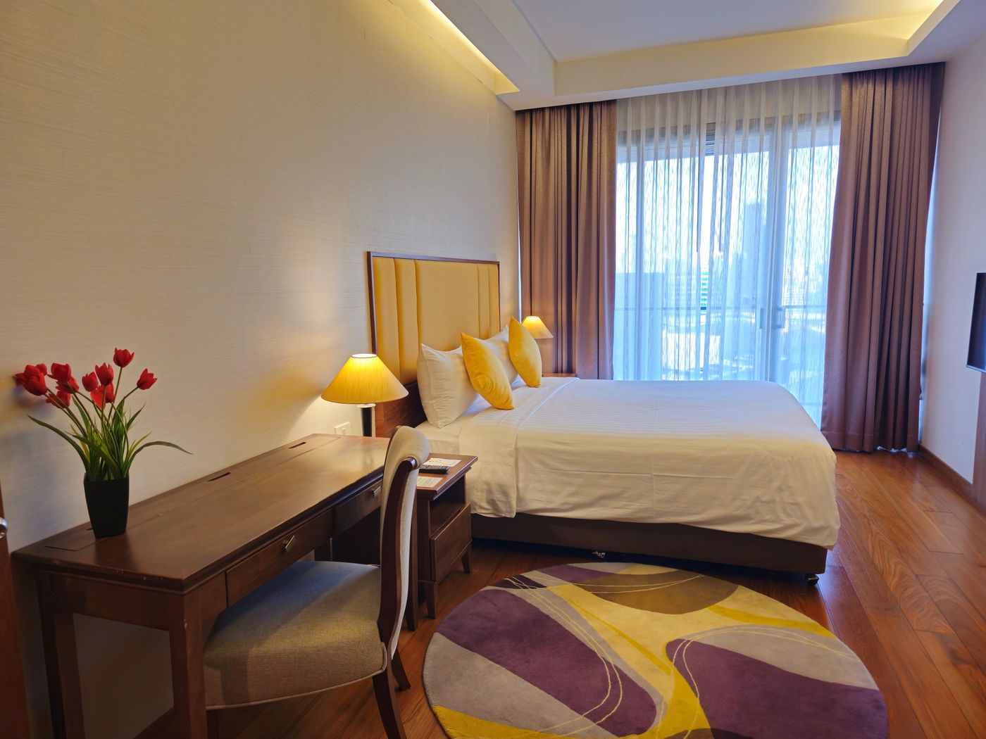 Column-Bangkok-Room-25