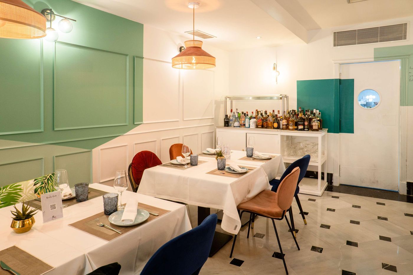 Lusso-Hotel-Infantas-Restaurant-15