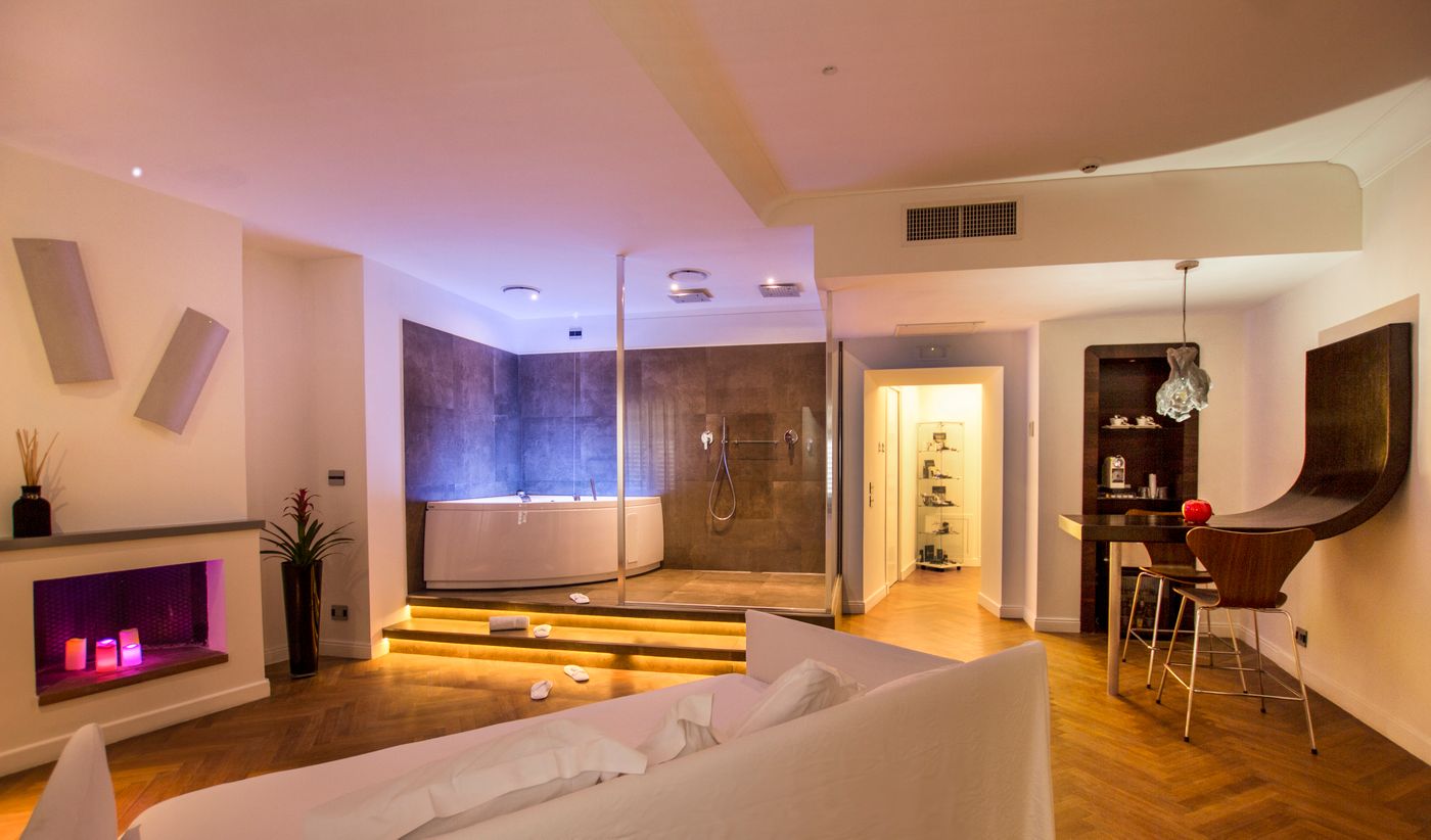 SuiteSistina-For-Brave-Lovers-Room-36