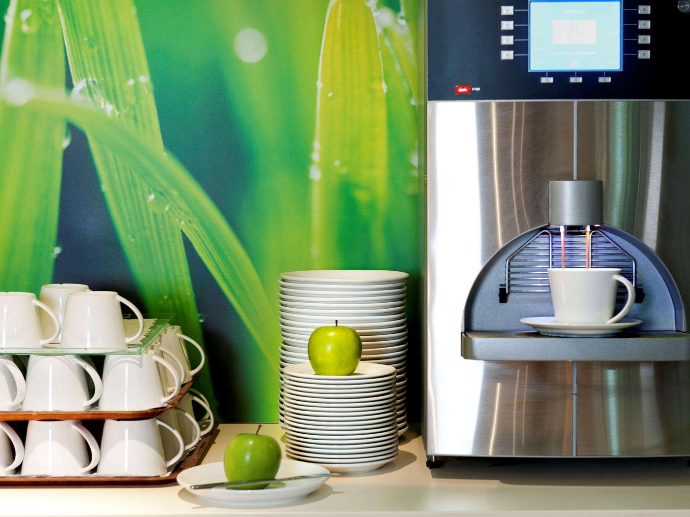 ibis-Styles-Paris-Maine-Montparnasse-Restaurant-14