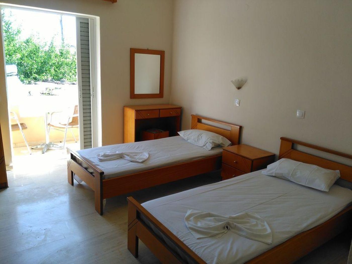 Zorbas-Apartments-Room-19