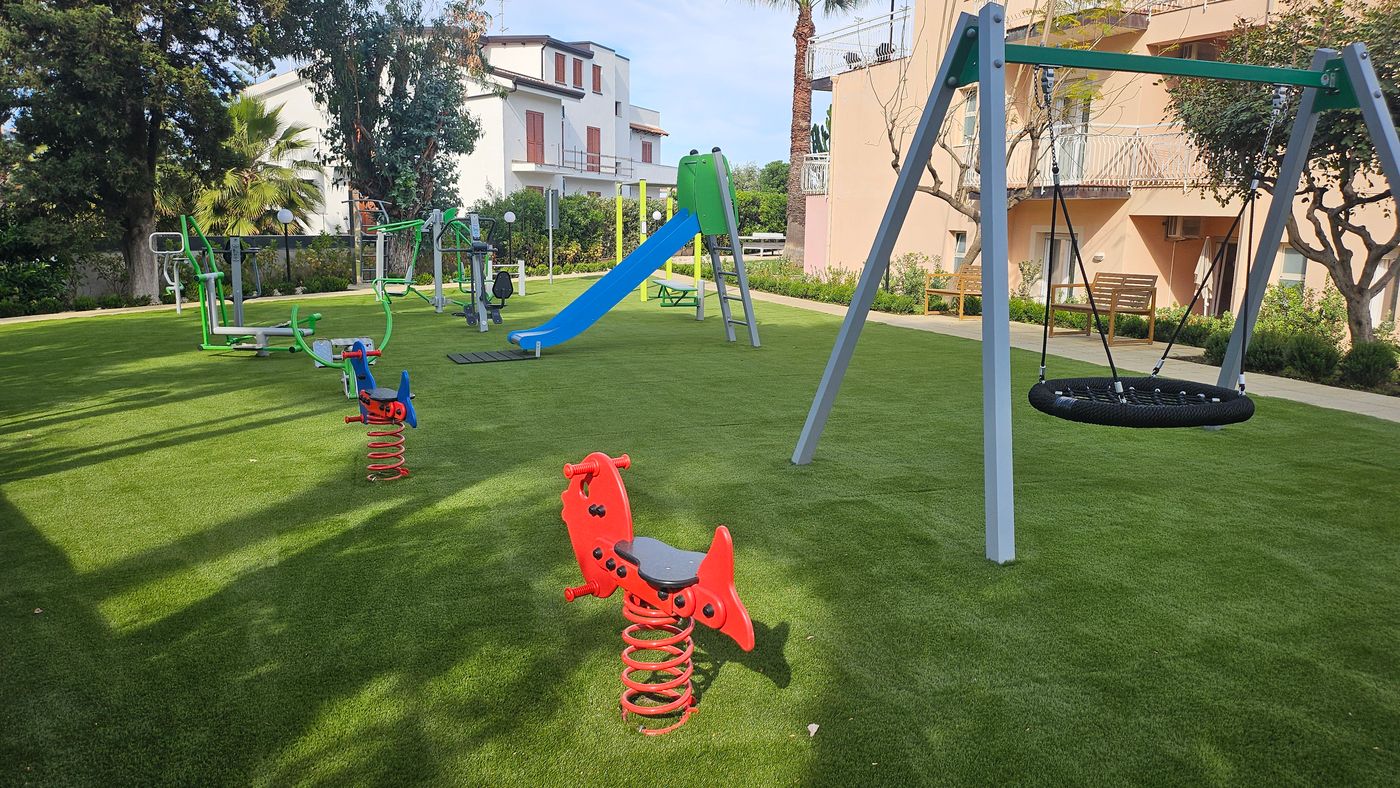 Residence-Villa-Giardini-Sports-and-Entertainment-24