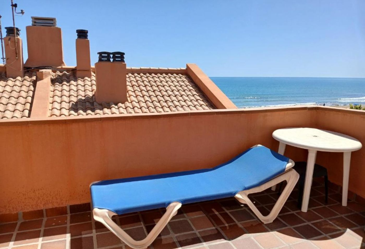 Lloyds-Beach-Club-Room-65