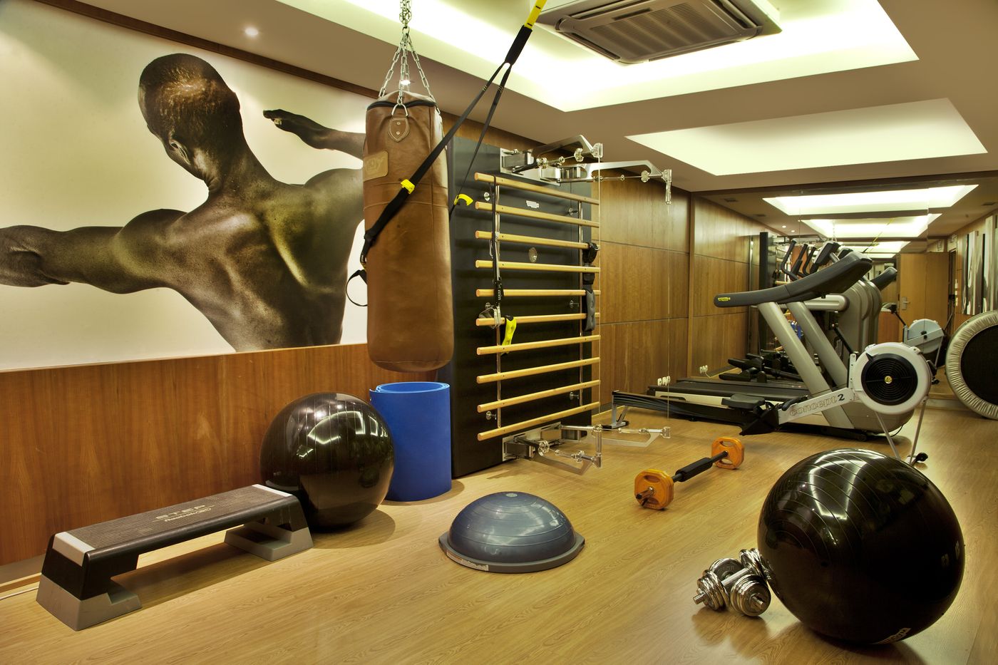 Turim-Europa-Hotel-Sports-and-Entertainment-30