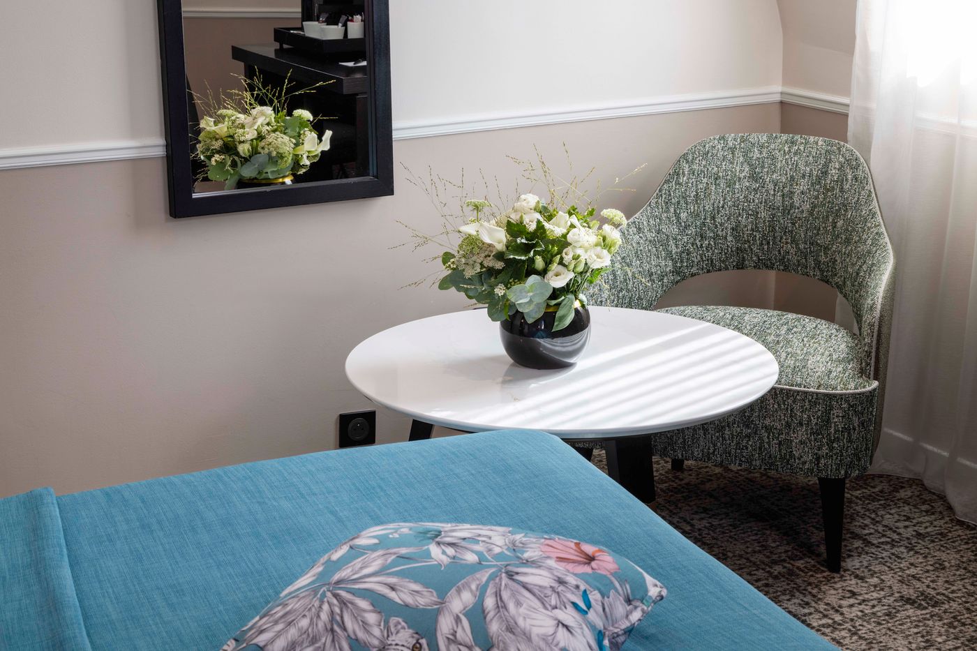 Park-Lane-Paris-Room-7