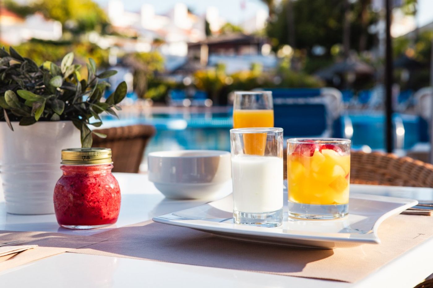 Wyndham-Residences-Golf-Del-Sur-Restaurant-76