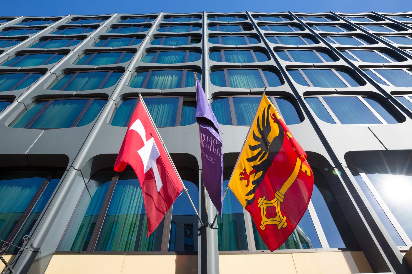 Warwick-Geneva-General-view-2