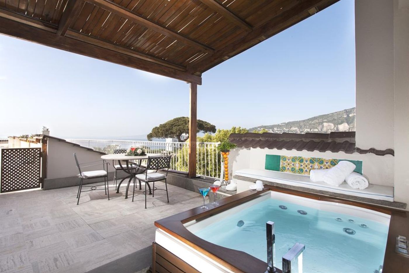 Grand-Hotel-Cocumella-Room-90