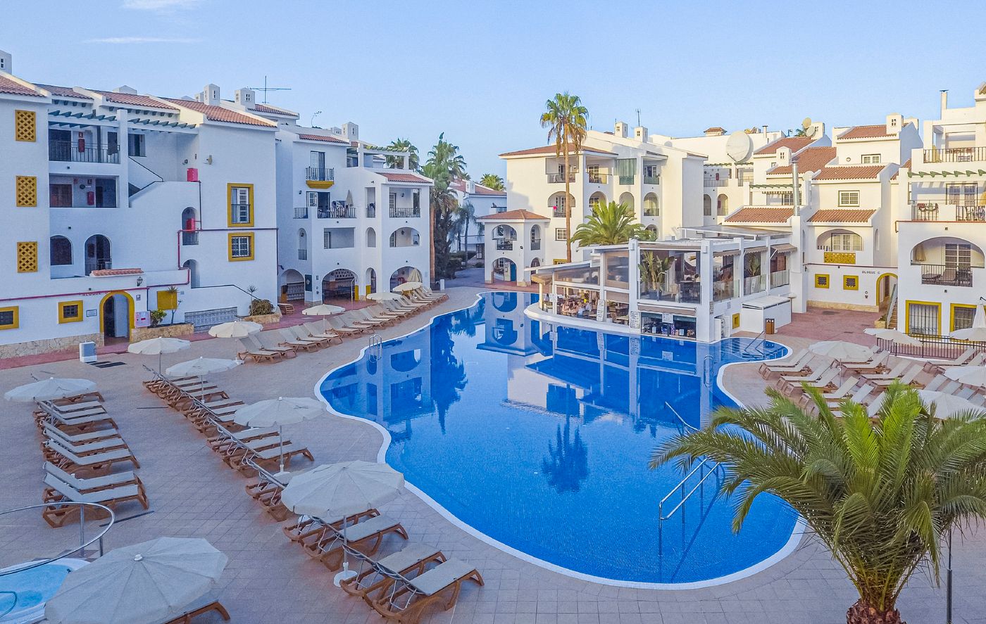 Sunset-Harbour-Club-Pool-3