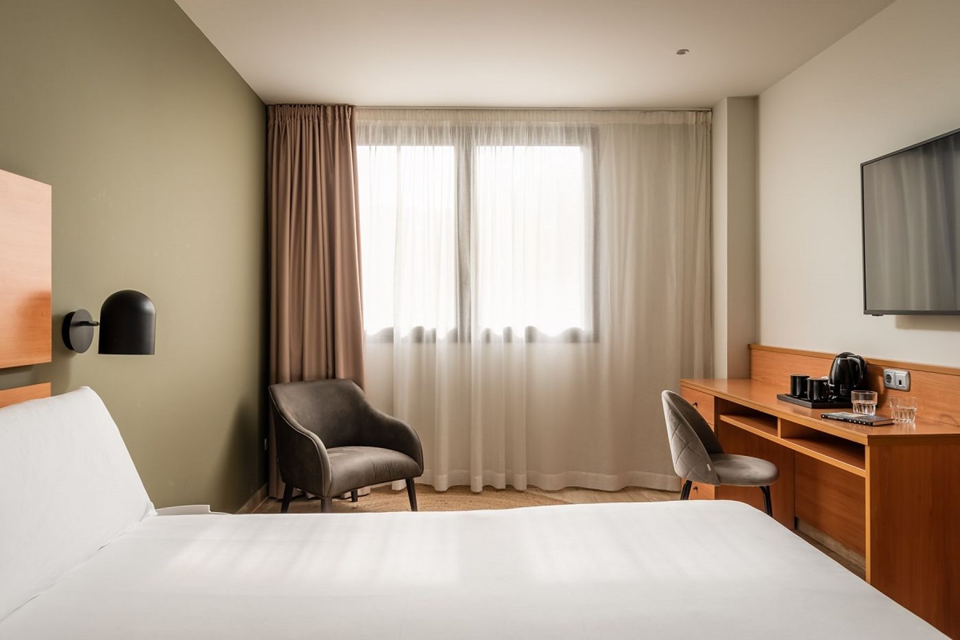 Express-Tarragona-Room-10