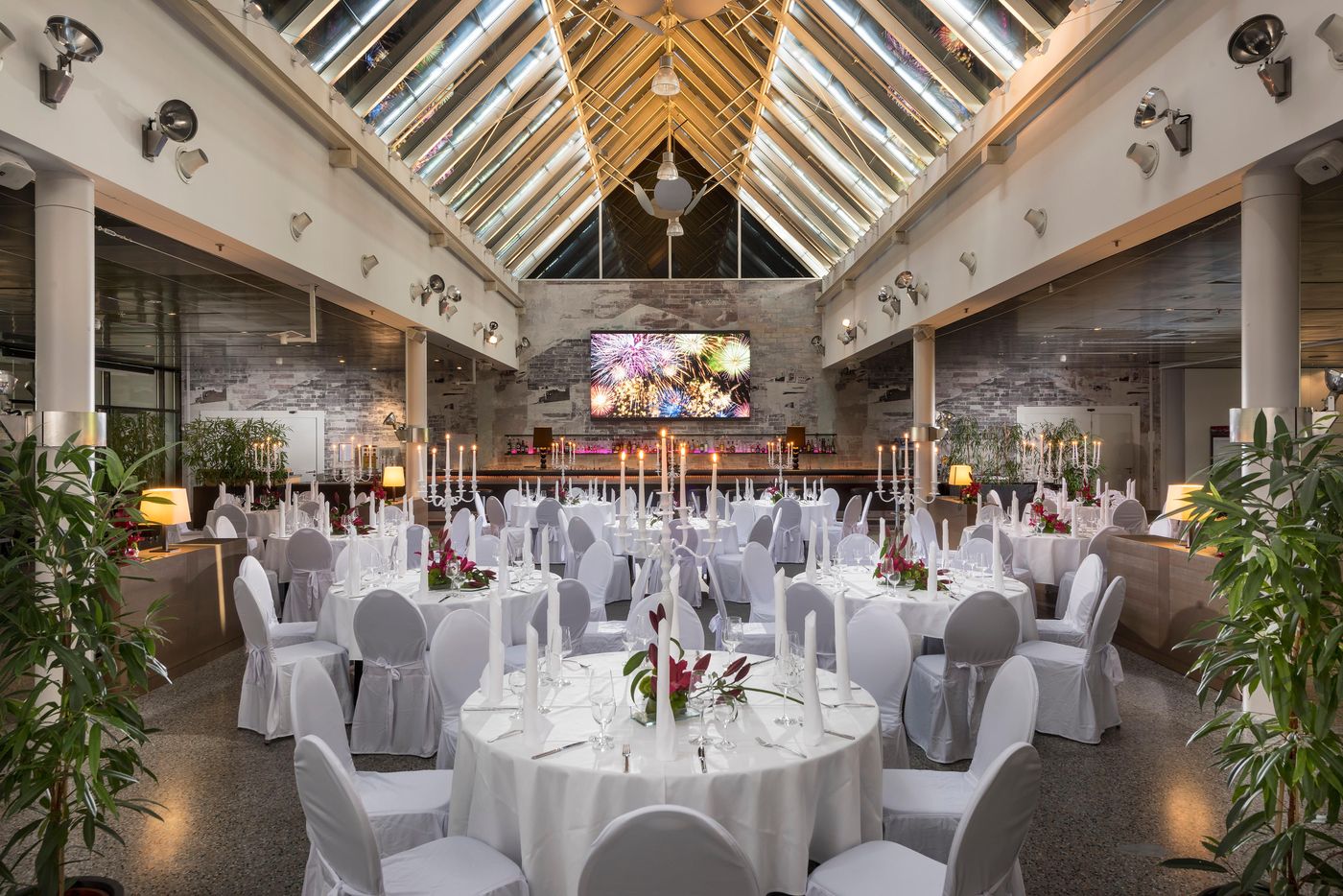 Holiday Inn Berlin - City West-Germany-BERLIN-Bar-6