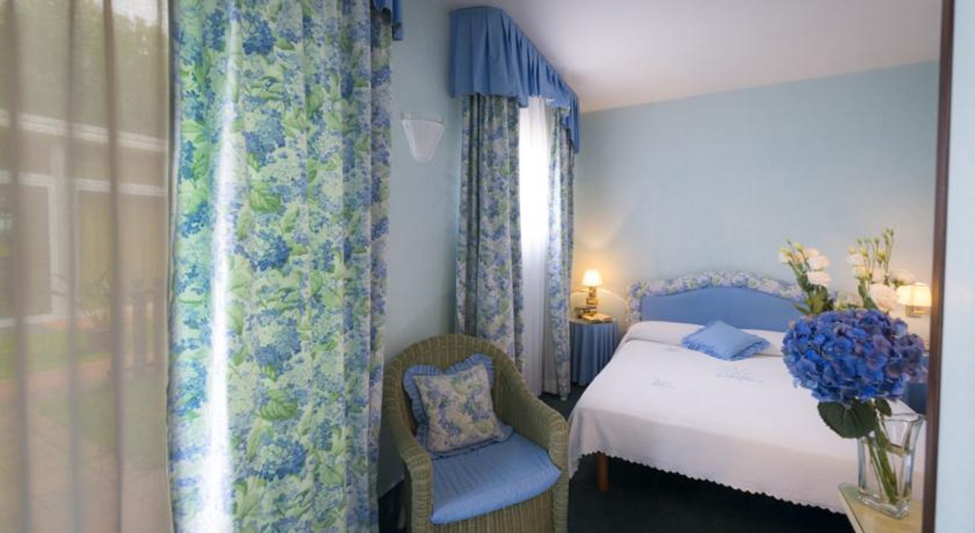 Relais Leon d'Oro-Italy-Venezia-Room-7