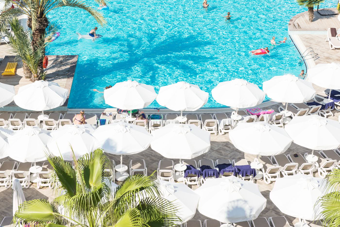 Barut-B-Suites-Pool-15