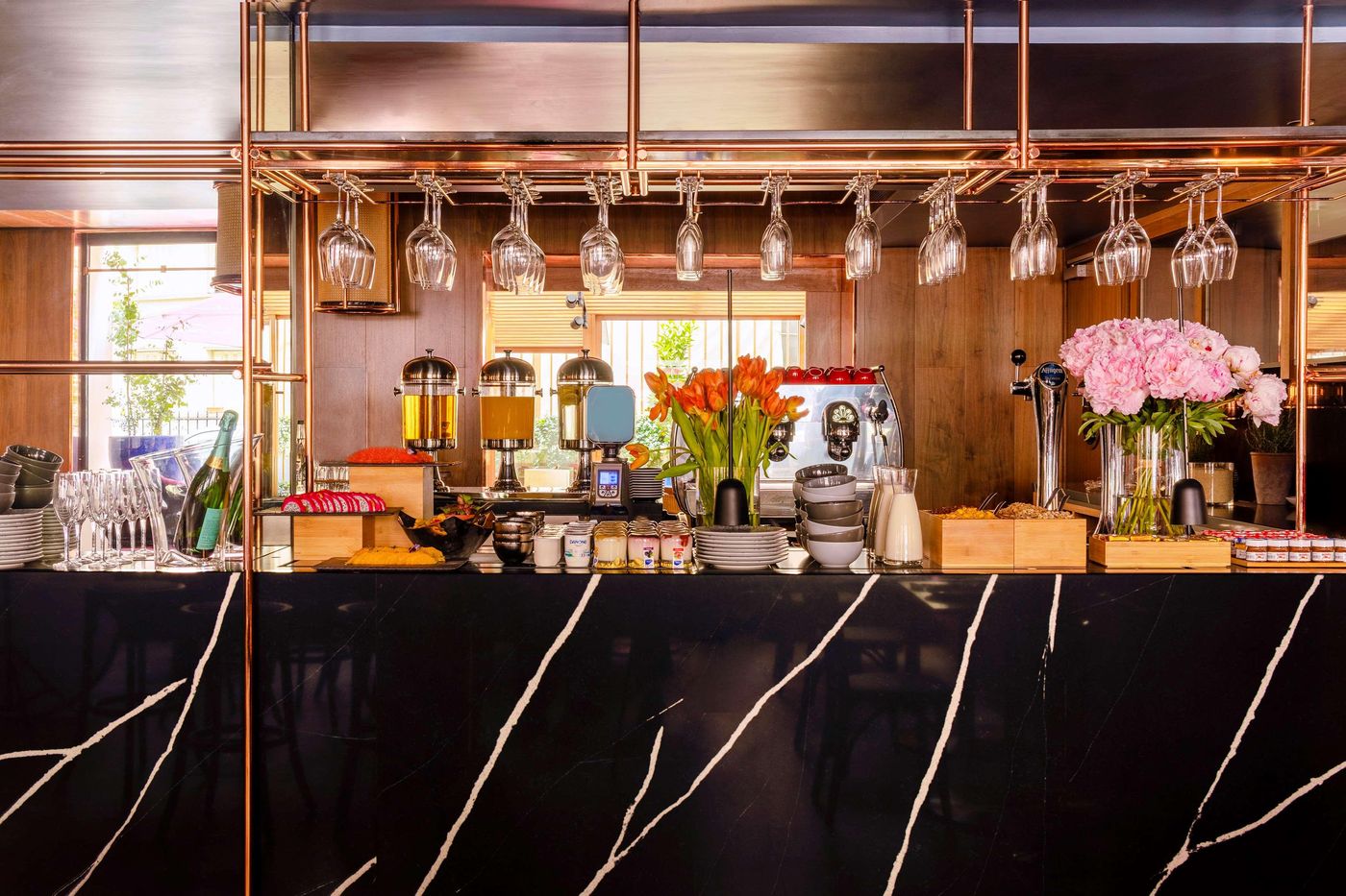 Melia-Paris-Tour-Eiffel-Restaurant-14