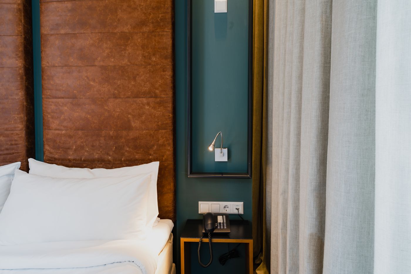 Hotel-De-Hallen-Room-48