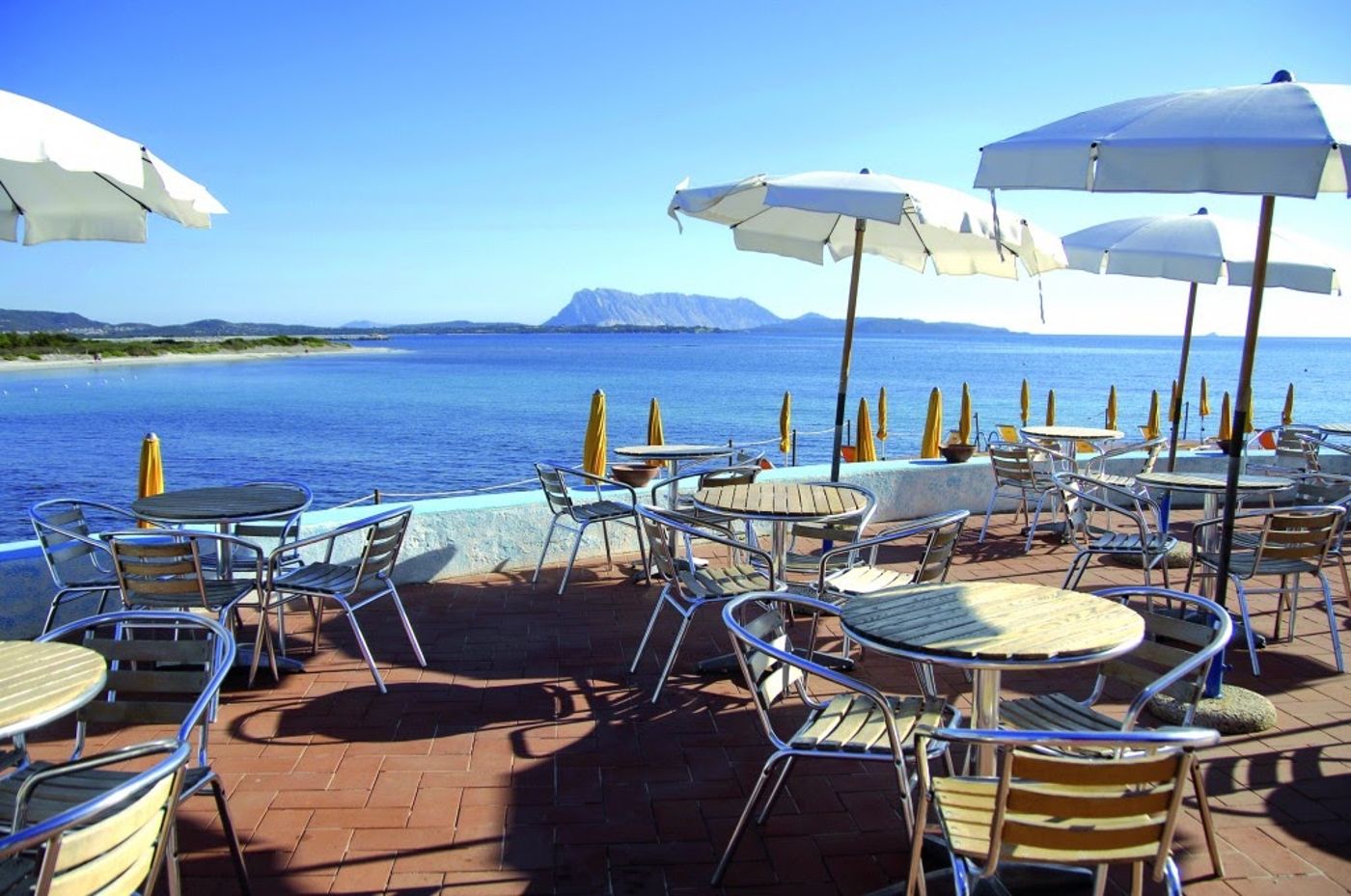 Bungalow Club Village