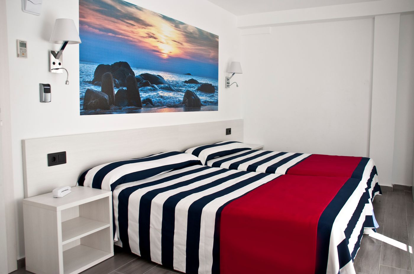 Europa-Splash-Room-16