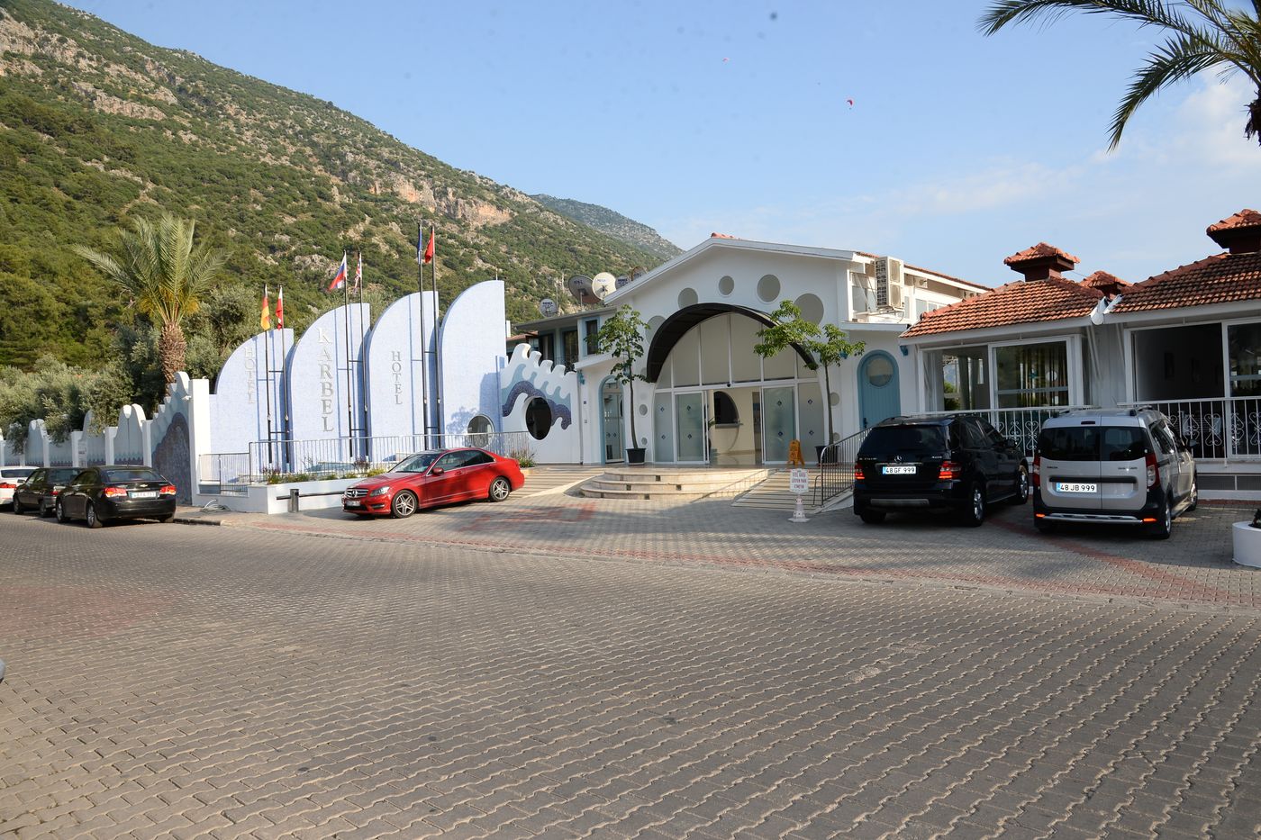 Karbel Hotel