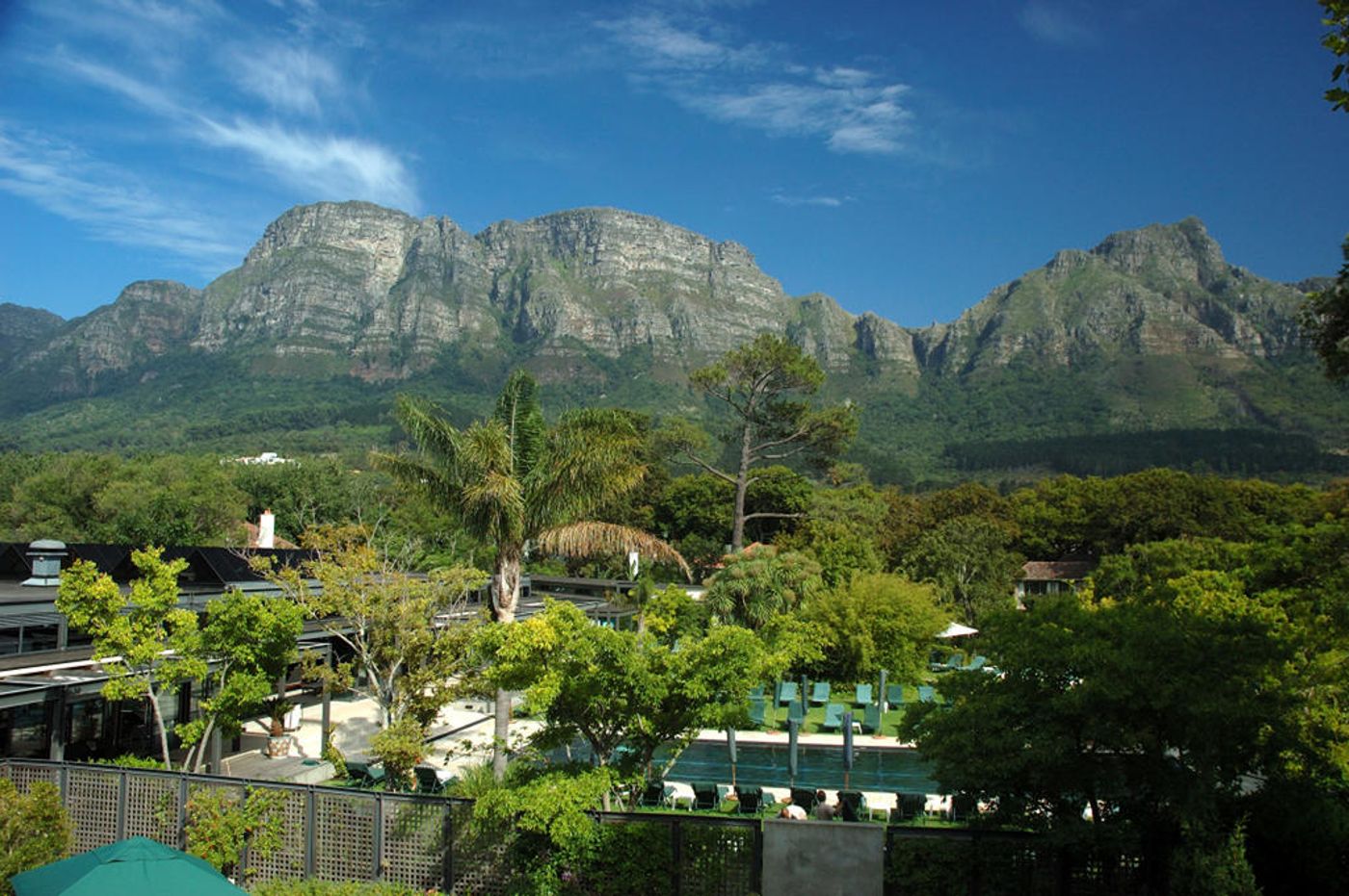 Vineyard Hotel