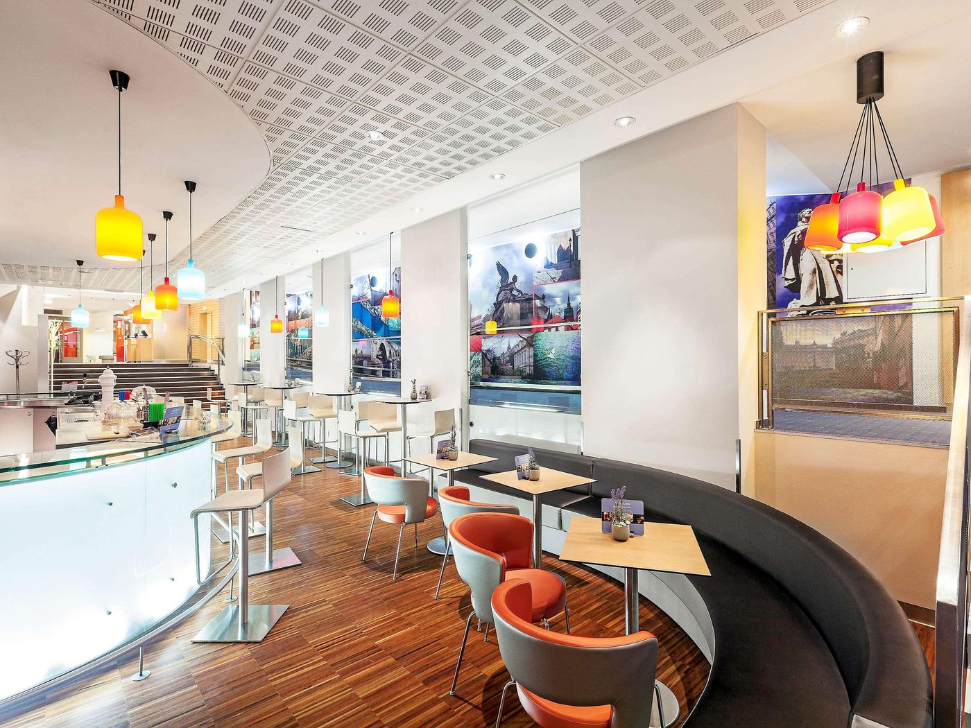 Ibis-Praha-Old-Town-Bar-16