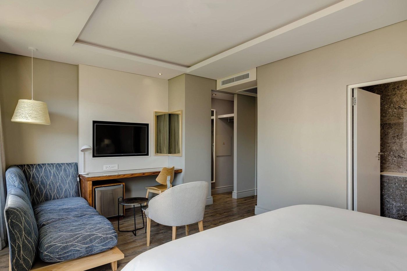 Protea-Hotel-Cape-Town-Waterfront-Breakwater-Lodge-Room-28