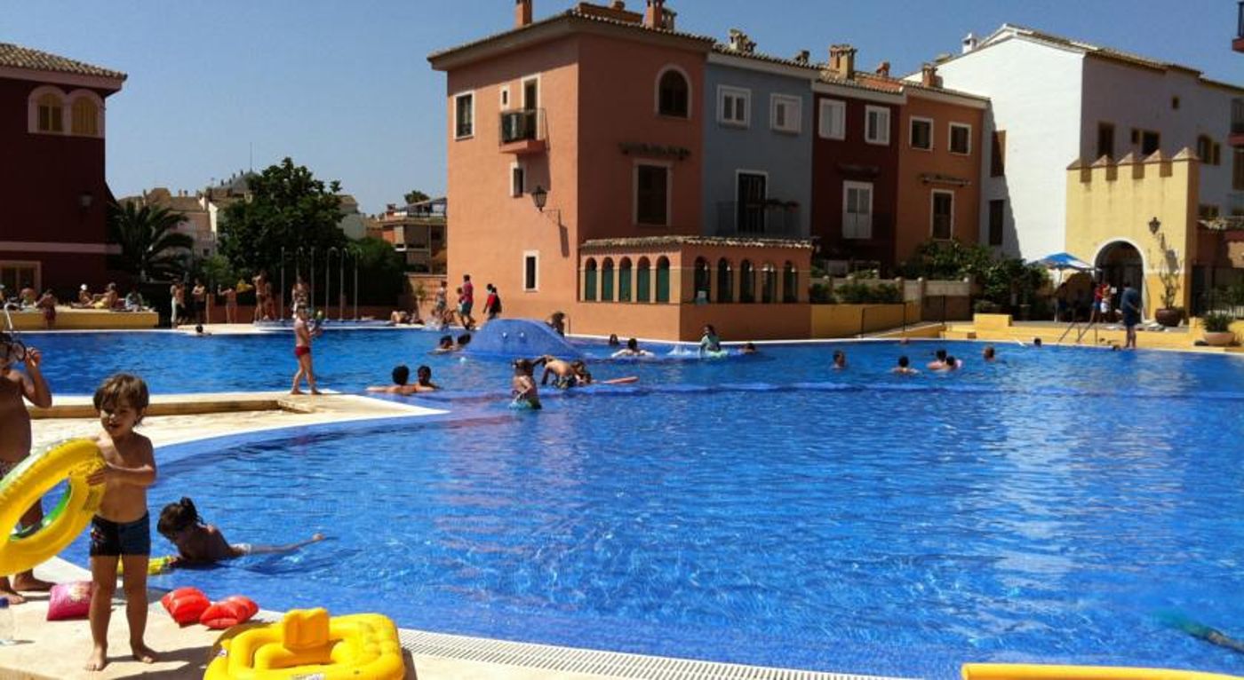 Port Saplaya Apartments