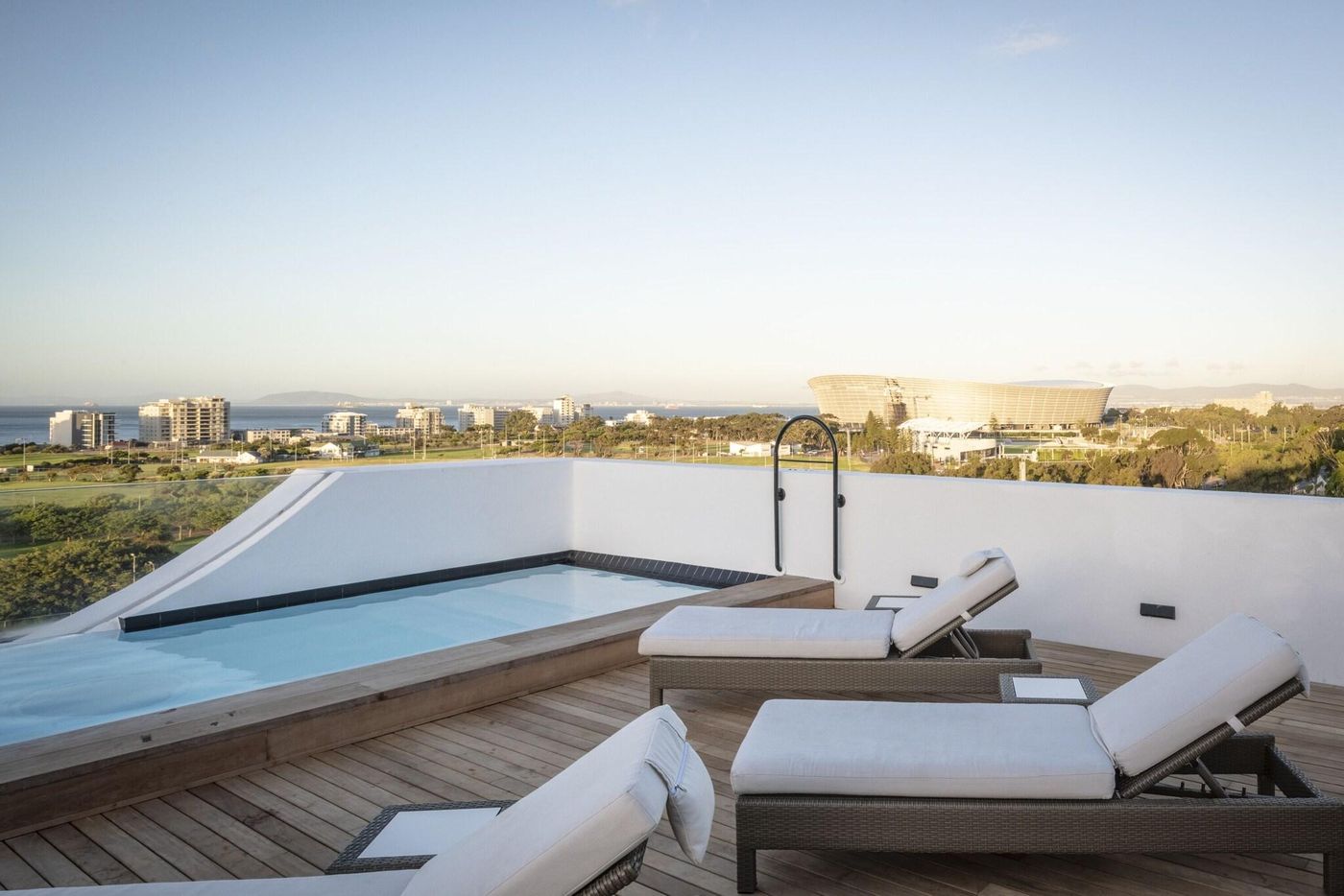 ANEW-Hotel-Green-Point-Cape-Town-Pool-75