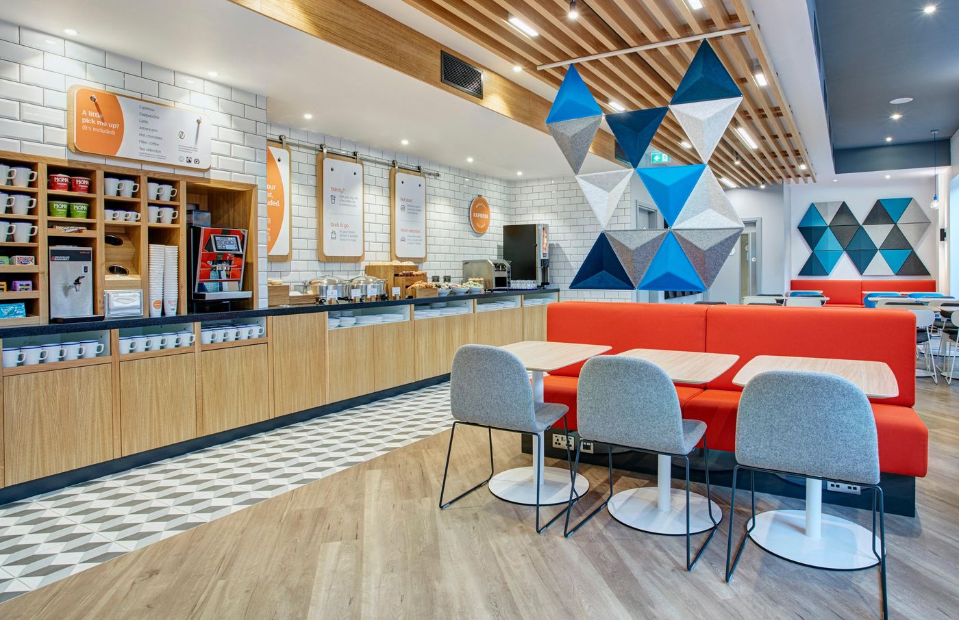 Holiday-Inn-Express-Dublin-City-Centre-Restaurant-19