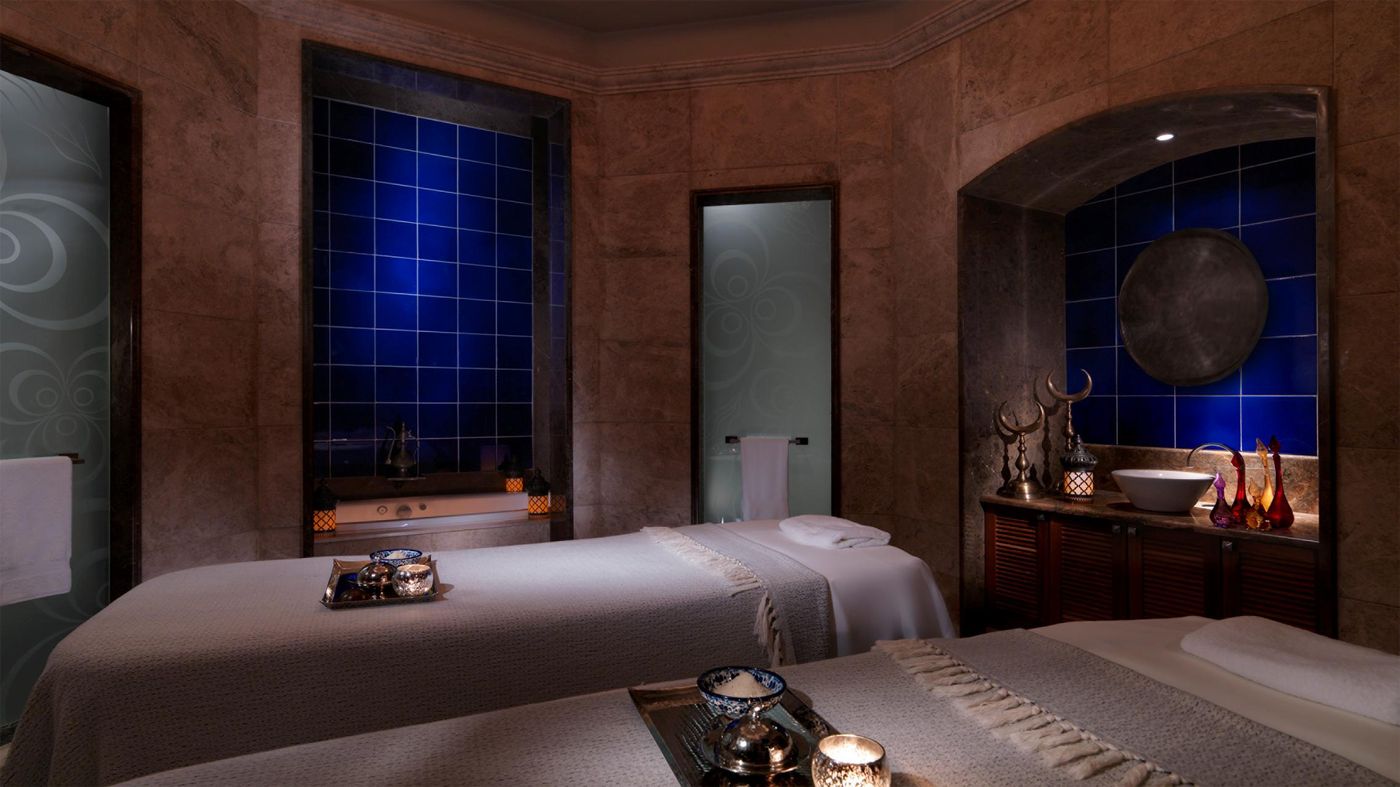 Four-Seasons-at-the-Bosphorus-Sports-and-Entertainment-42