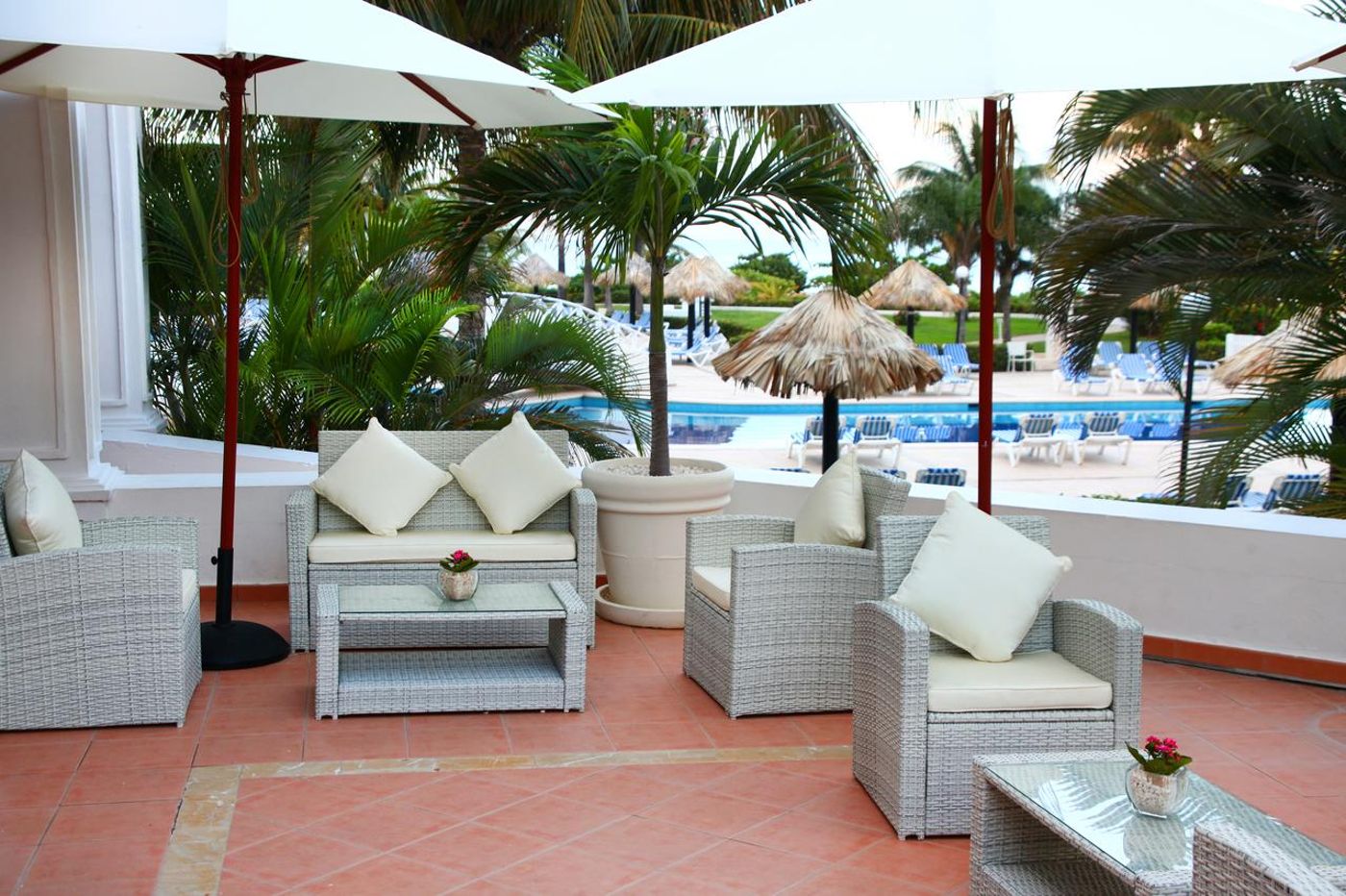 Bahia Principe Luxury Runaway Bay - Adults Only