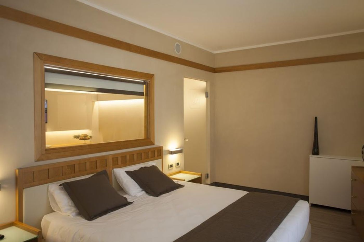 Ai-Pini-Park-Hotel-Room-14