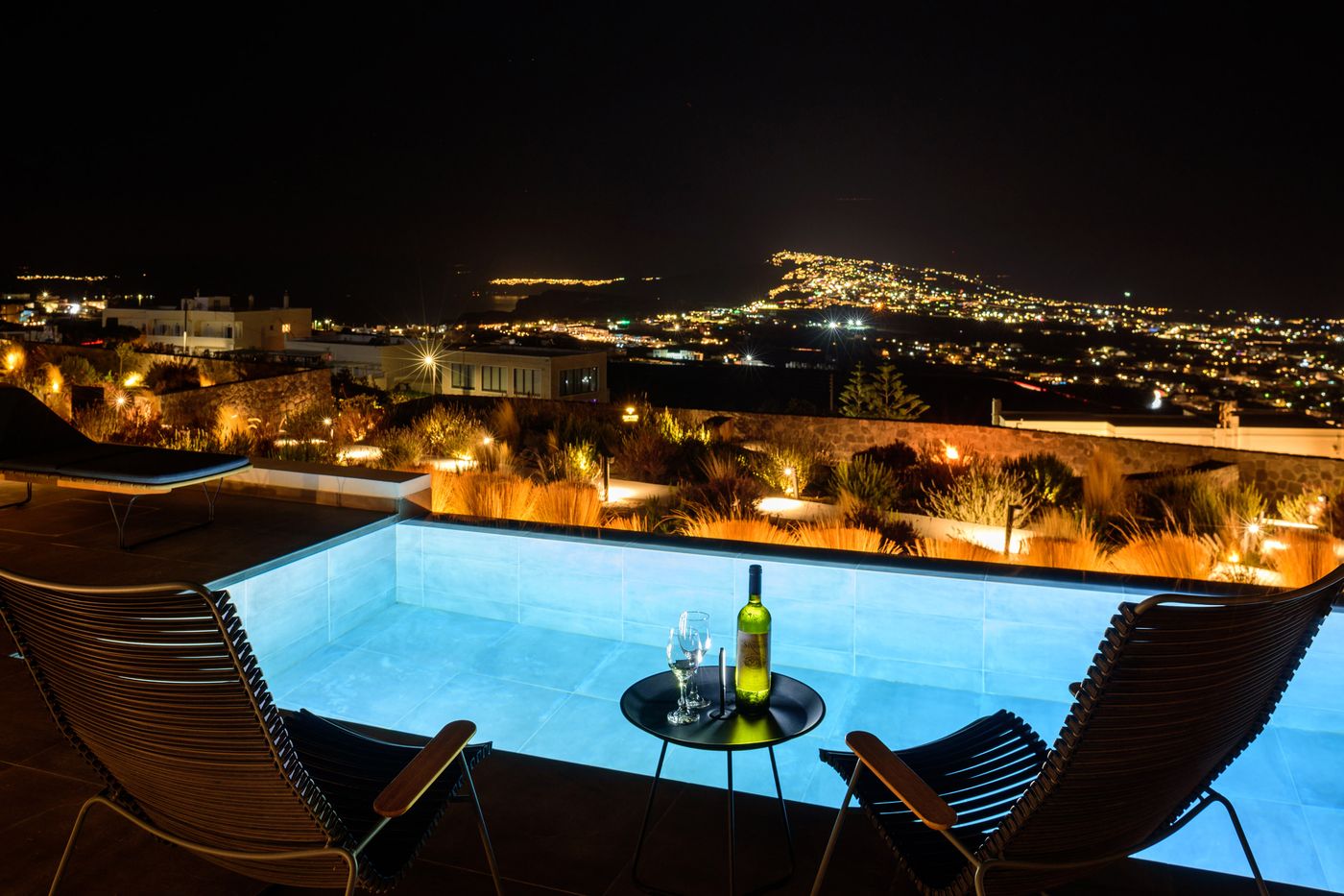 Apikia-Santorini-Room-21