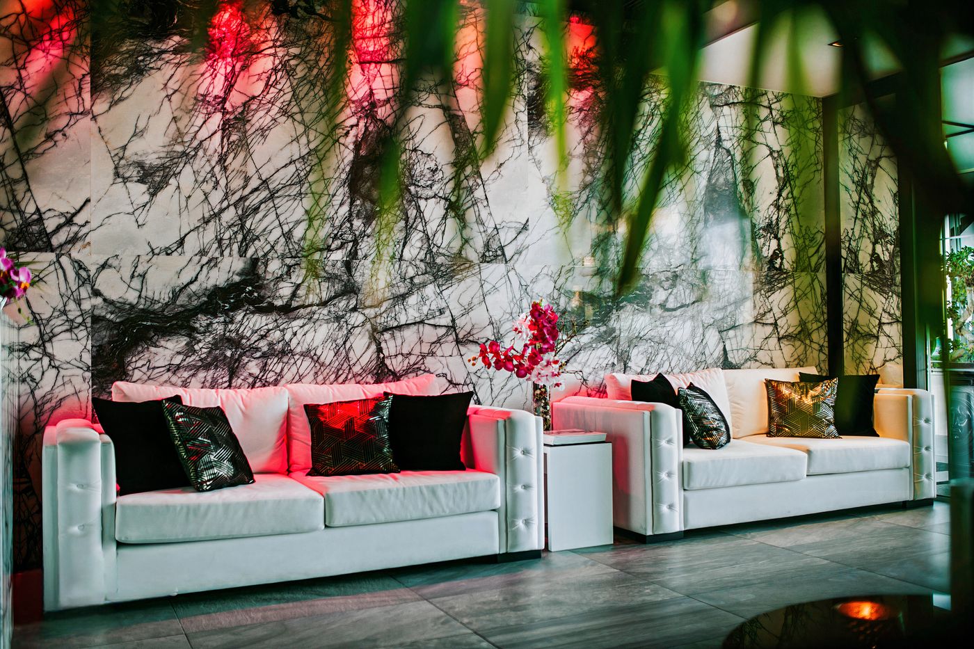 The-Ciao-Stelio-Deluxe-Hotel-Lobby-73