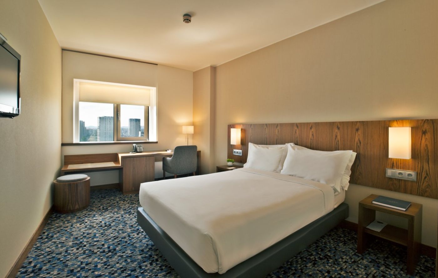 Olaias-Park-Hotel-Room-19