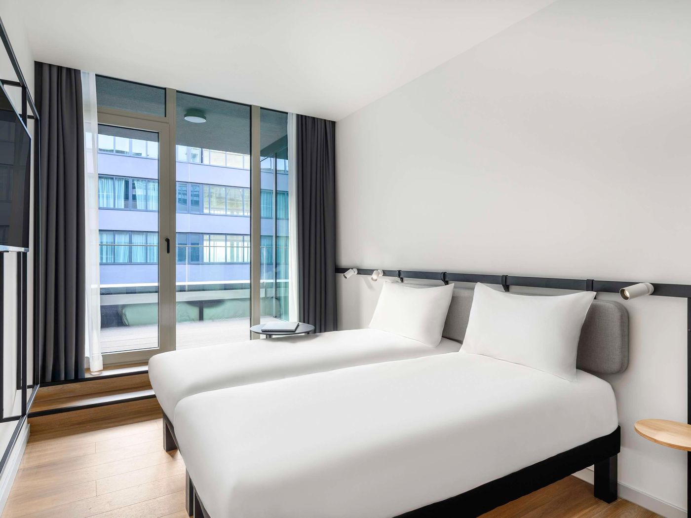 Ibis-Budapest-Stadium-Room-4