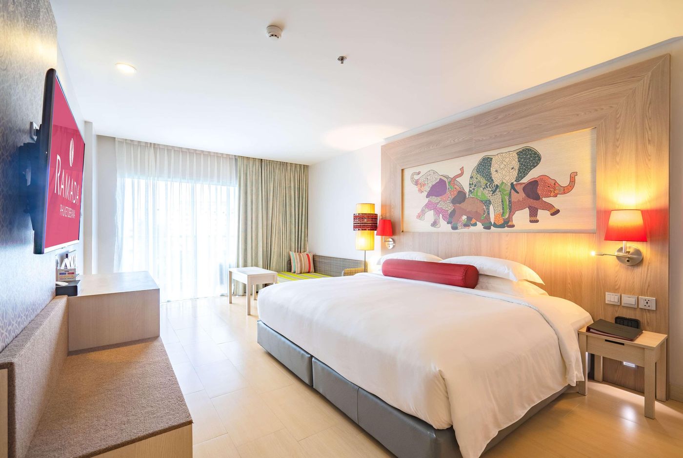 Ramada-By-Wyndham-Phuket-Deevana-Room-26