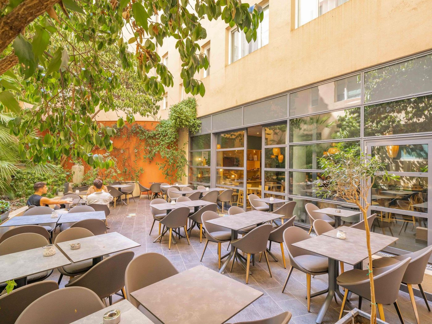 Novotel-Suites-Cannes-Centre-General-view-2