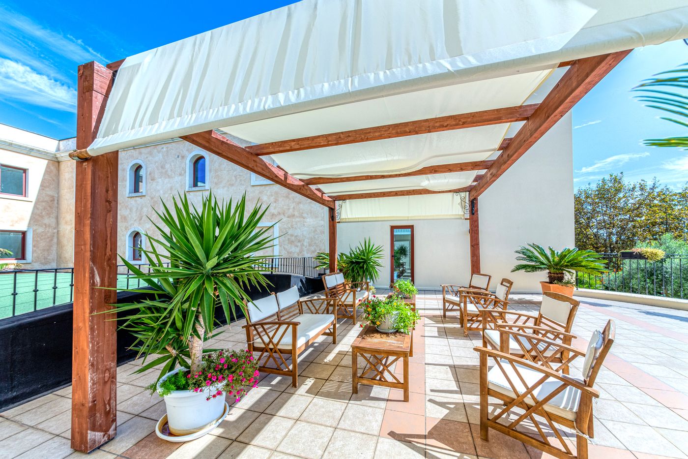 Le-Torri-Hotel-Terrace-5