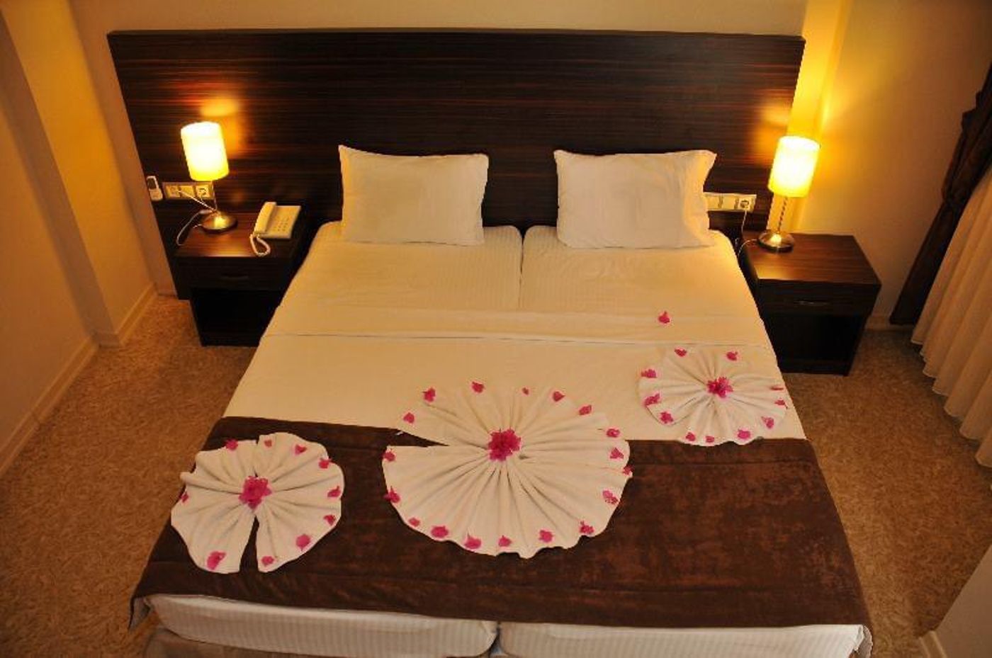 Nevada-Hotel---Spa-Room-26