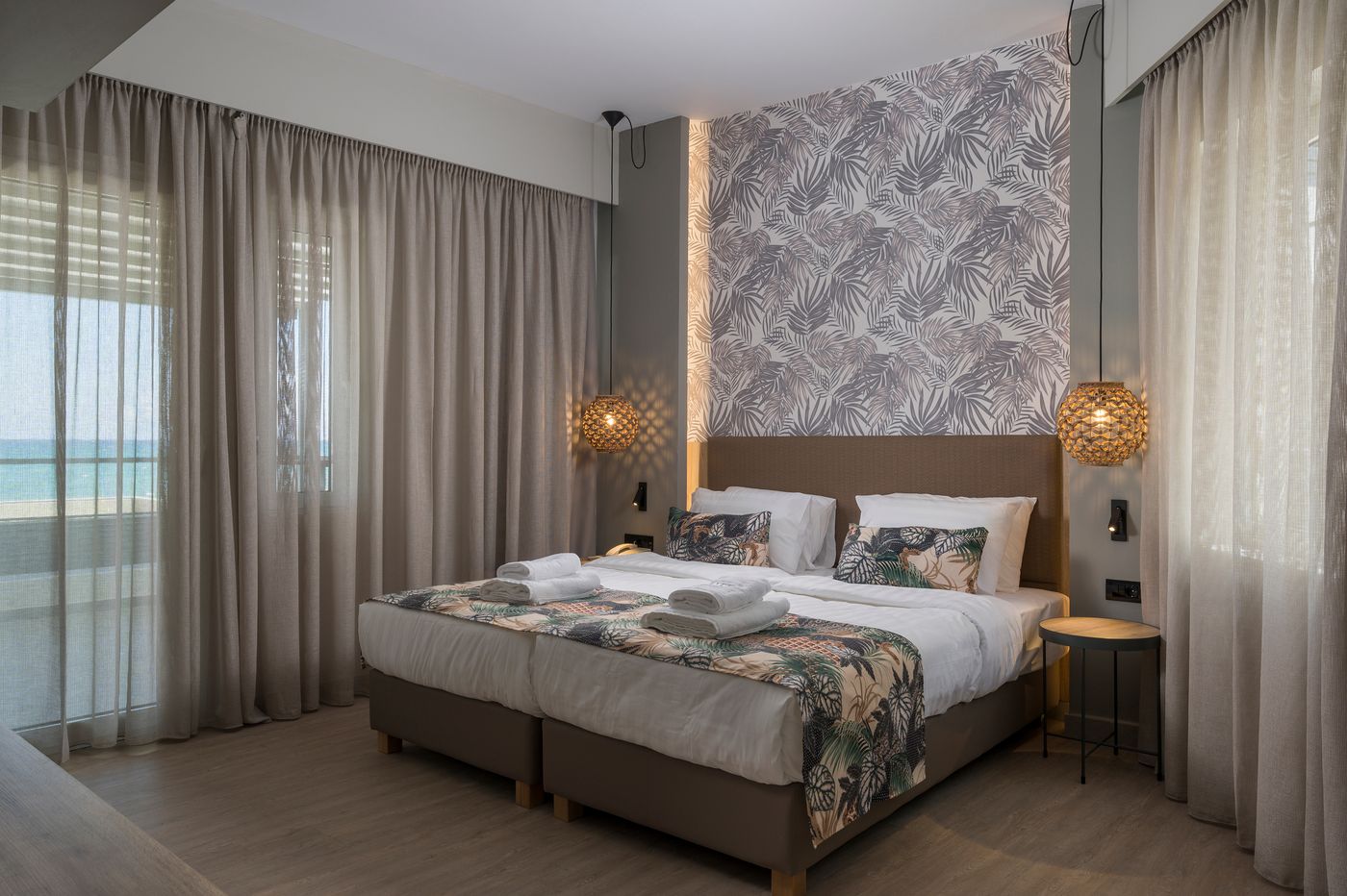 Mare Blue and Suites