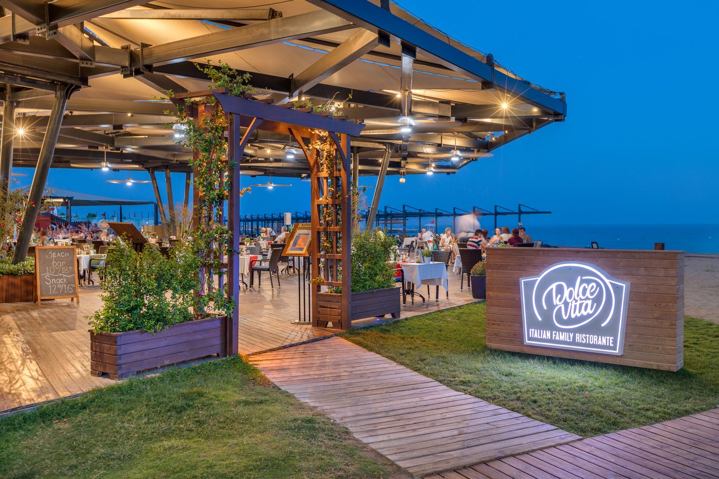 Xanadu-Resort-Restaurant-22