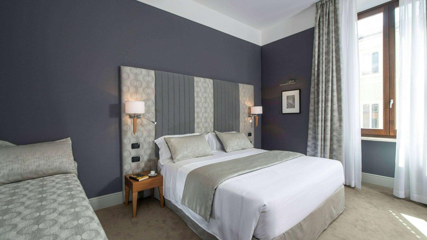 Monti-Palace-Hotel-Room-35