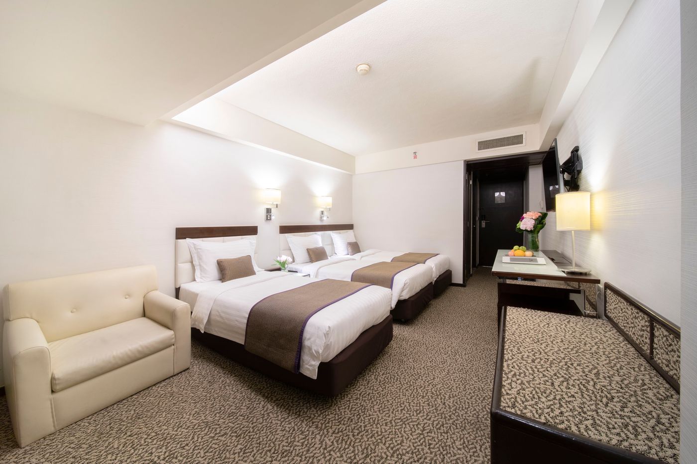 Regal Oriental-Hong Kong – China-KOWLOON-Room-10
