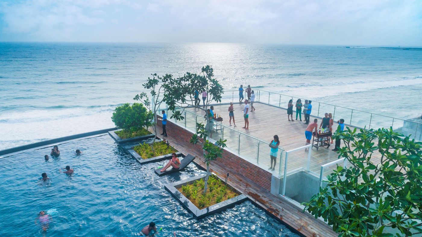 Marino-Beach-Colombo-Pool-7