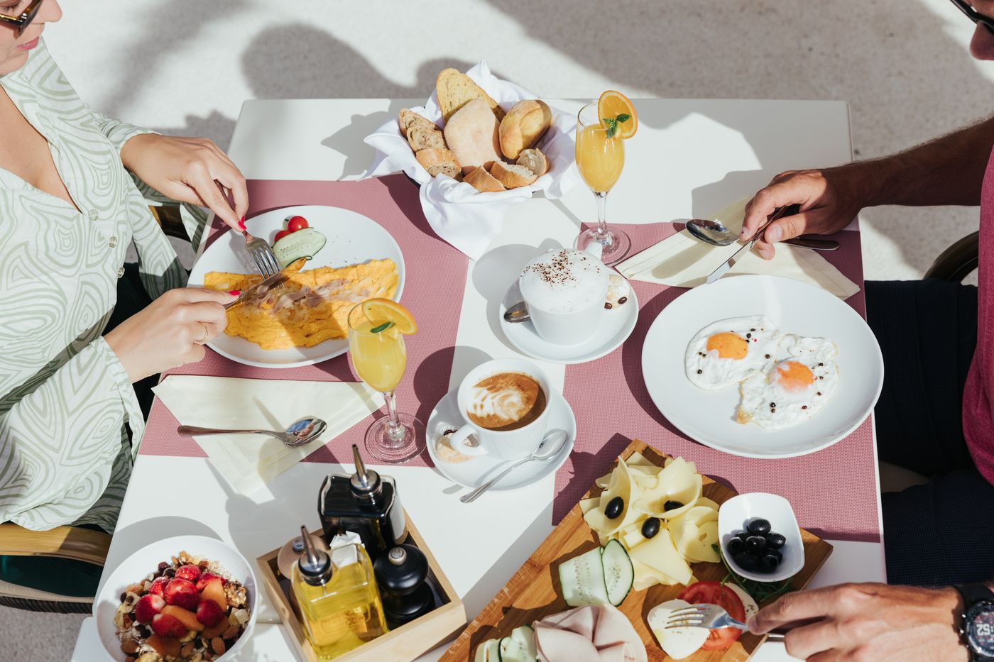 Romana-Beach-Apartments-Restaurant-19