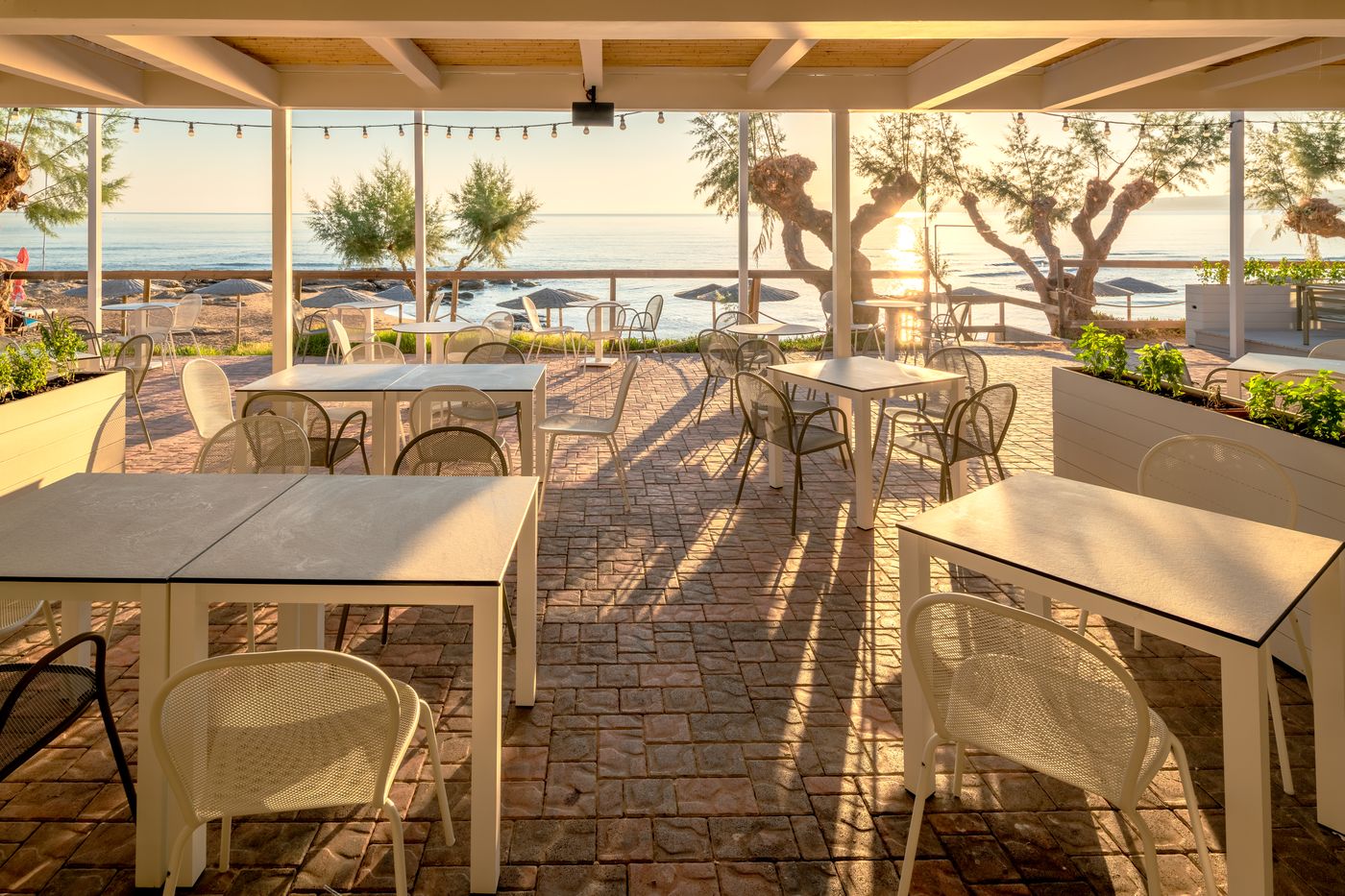 Iolida-Beach-Restaurant-48