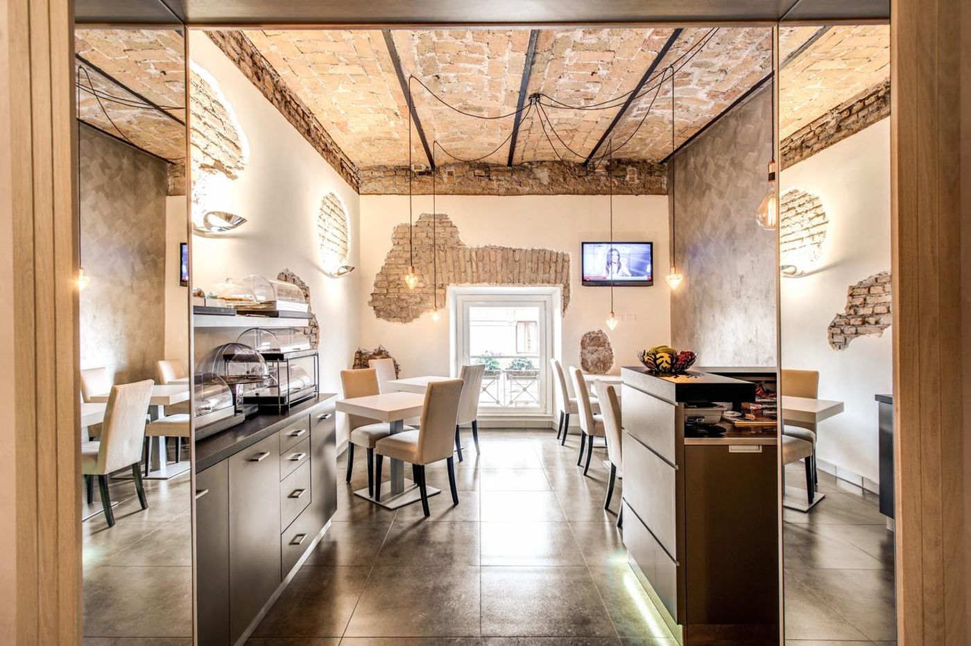 Roma-Boutique-Hotel-Restaurant-7