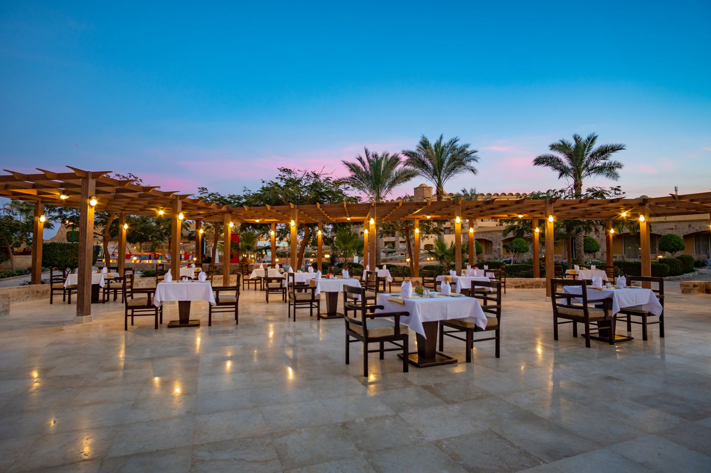 Utopia-Beach-Club-Restaurant-23